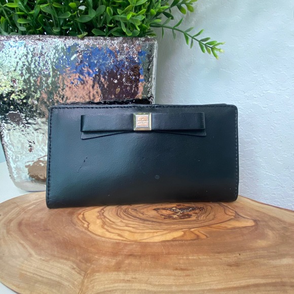 Kate Spade New York Black Bow Bifold Snap Wallet - Picture 1 of 9